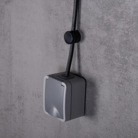 SCHUKO SZIMPLA ALJZAT, FALRA SZERELHETŐ, INDUS