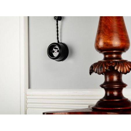 CERAMIC SOCKET 230V SURFACE-MOUNTED BLACK 2GN03B