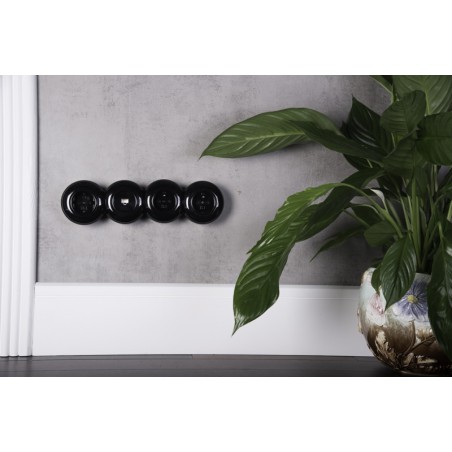 Toma de corriente 230V con toma de tierra  intermedia