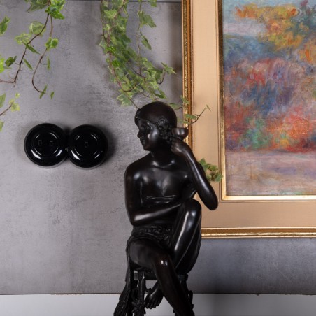 LOFT ZVONKOVÉ TLAČÍTKO ČERNÉ NÁSTĚNNÝ JEDNORÁZOVÉ JLM