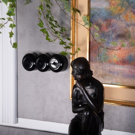 LOFT VYPÍNAČ JEDNODUCHÝ SCHODIŠŤOVÝ ČERNÝ NÁSTĚNNÝ KONCOVÝ JLM