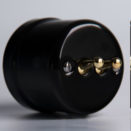 WŁĄCZNIK DWUTOROWY DŹWIGNIOWY