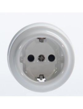 GNIAZDO 230V SCHUKO 2