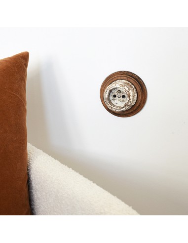 Enchufe 230V con clavija de tierra