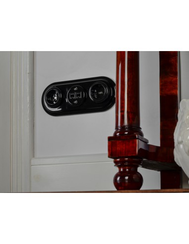 CERAMIC SOCKET FLUSH-MOUNTED WITHOUT FRAME...