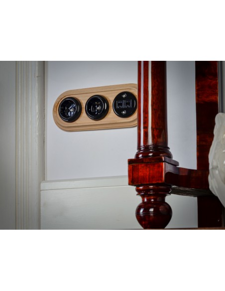 CERAMIC SOCKET FLUSH-MOUNTED WITHOUT FRAME BLACK CGPTBB