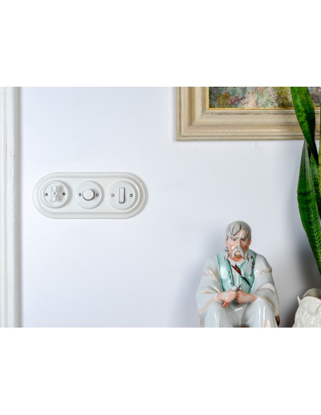 WŁĄCZNIK JEDNOTOROWY OBROTOWY