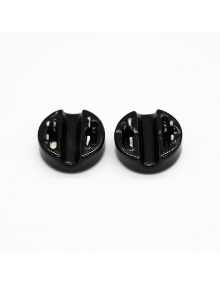 UCHWYT PRZEWODU 18x28mm