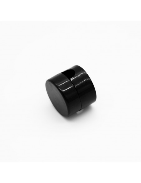 UCHWYT PRZEWODU PLASTIK