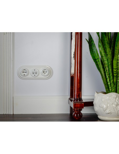 CERAMIC SOCKET FLUSH-MOUNTED WITHOUT FRAME WHITE CGPTBW