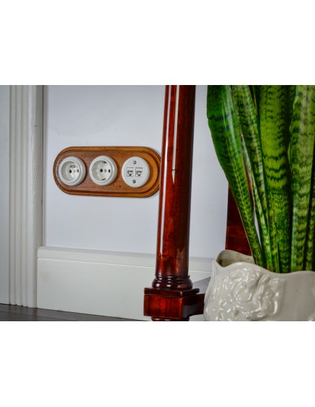 CERAMIC SOCKET FLUSH-MOUNTED WITHOUT FRAME WHITE CGPTBW