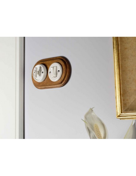 Interrupteur rotatif à un pôle pour escalier