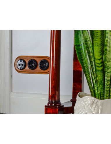 CERAMIC SOCKET FLUSH-MOUNTED WITHOUT FRAME...