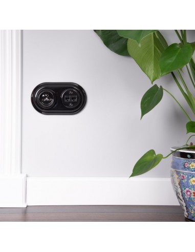 CERAMIC SOCKET FLUSH-MOUNTED WITHOUT FRAME...