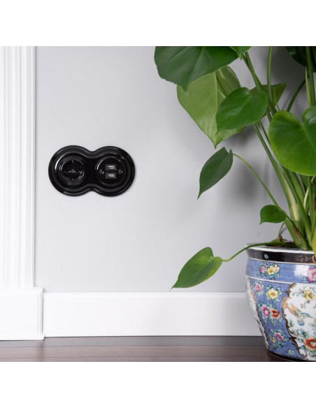 CERAMIC CABLE PASS BLACK