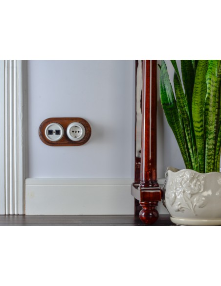 Ceramic Surface-Mounted Socket 1xUSB A / 1xUSBC
