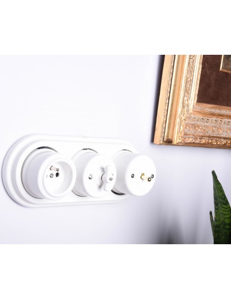 RETRO LOFT CERAMIC SURFACE MOUNTED SOCKET 2xUSB