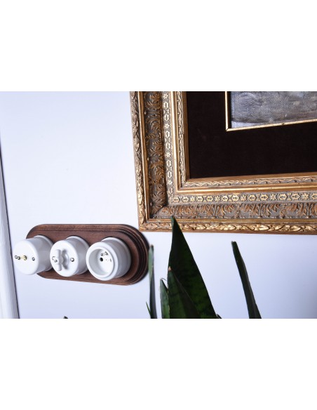 RETRO LOFT CERAMIC SURFACE MOUNTED SOCKET 2xUSB