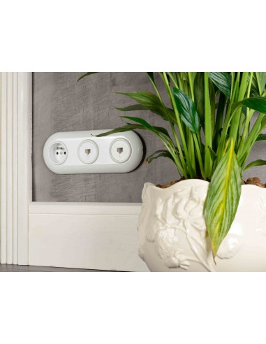 TOMA LOFT 230V SCHUKO BLANCA JLM SIN MARCO