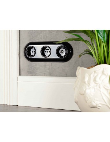 TOMA LOFT 230V SCHUKO NEGRA JLM SIN MARCO