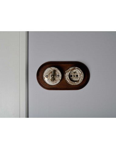 Enchufe 230V con clavija de tierra