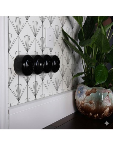 LOFT ZÁSUVKA 230V S KOLÍKEM ČERNÁ NA OMÍTKU...