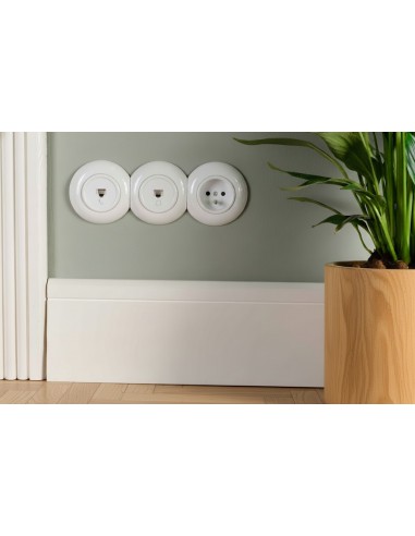 LOFT GNIAZDO 230V SCHUKO Z KLAPKĄ BIAŁE JLM BEZ...